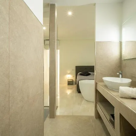 Via Hayez, 3 - Eleganza E Relax Apartman *